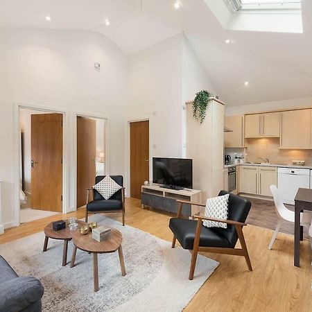 Beautiful West London House Βίλα Εξωτερικό φωτογραφία