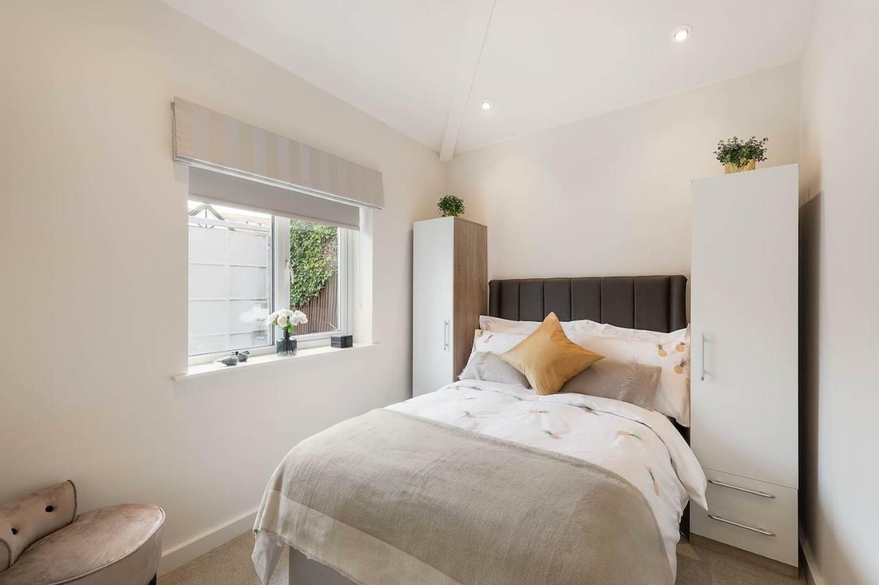 Beautiful West London House Βίλα Εξωτερικό φωτογραφία